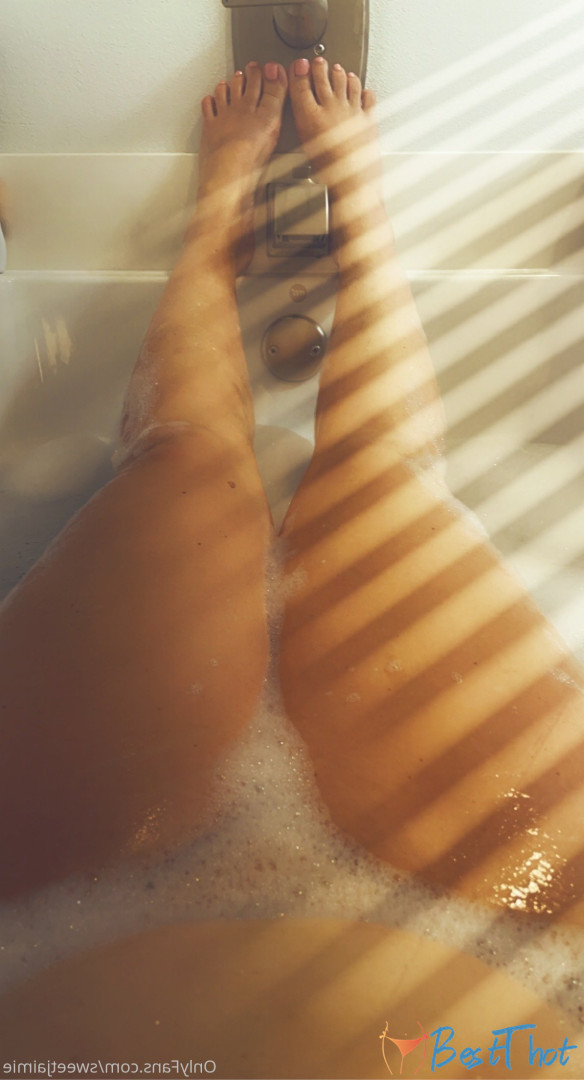 Photo by jaimiesmiles published on January 10,2025 09:01:42 - BestThots