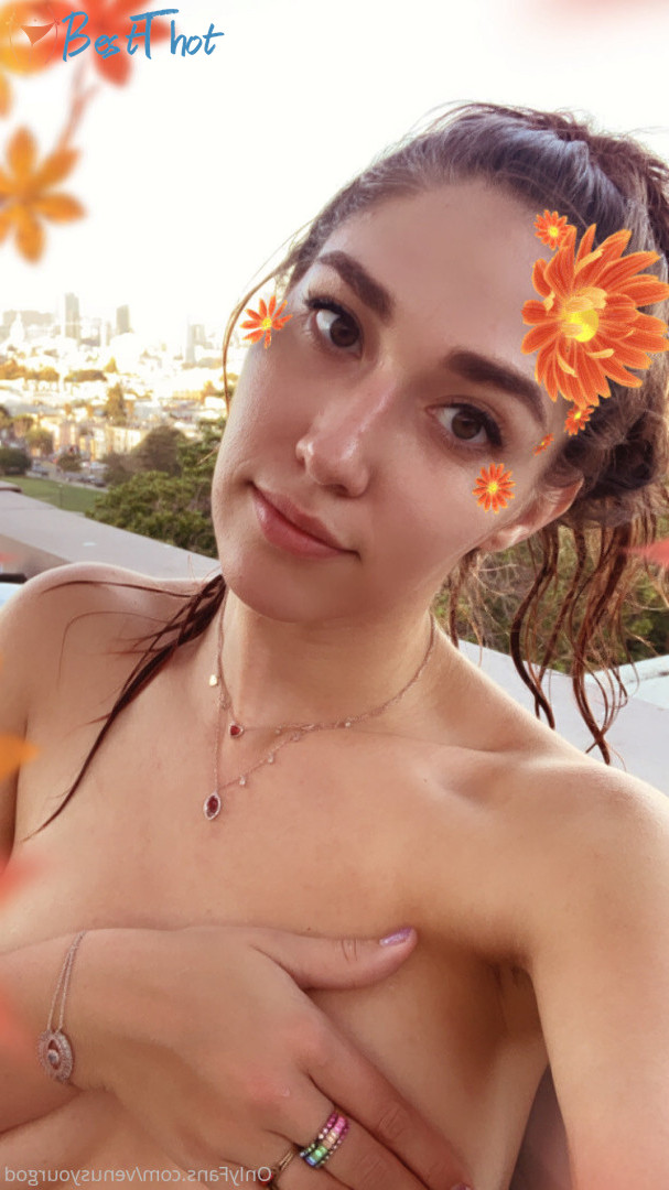 Photo by venusyourgod published on January 11,2025 08:00:56 - BestThots