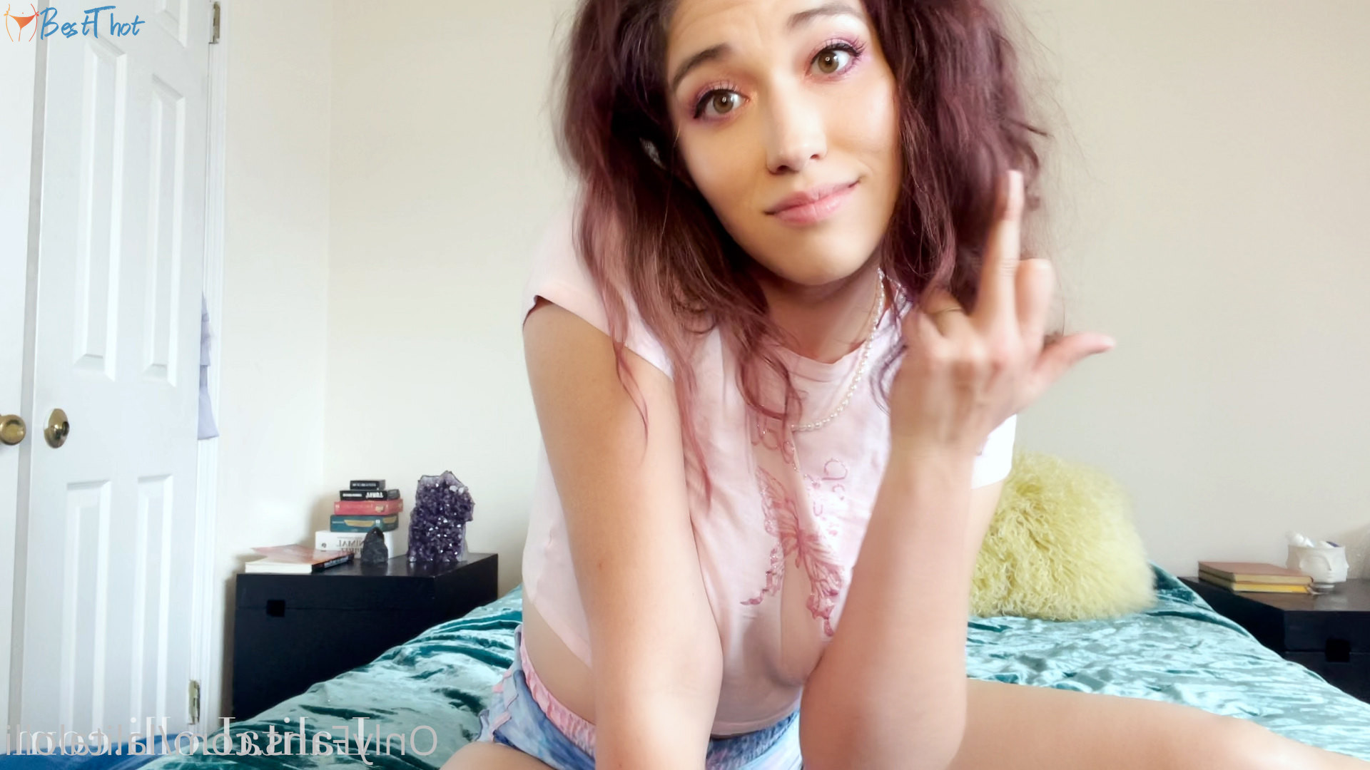 Photo by venusyourgod published on January 11,2025 08:01:18 - BestThots