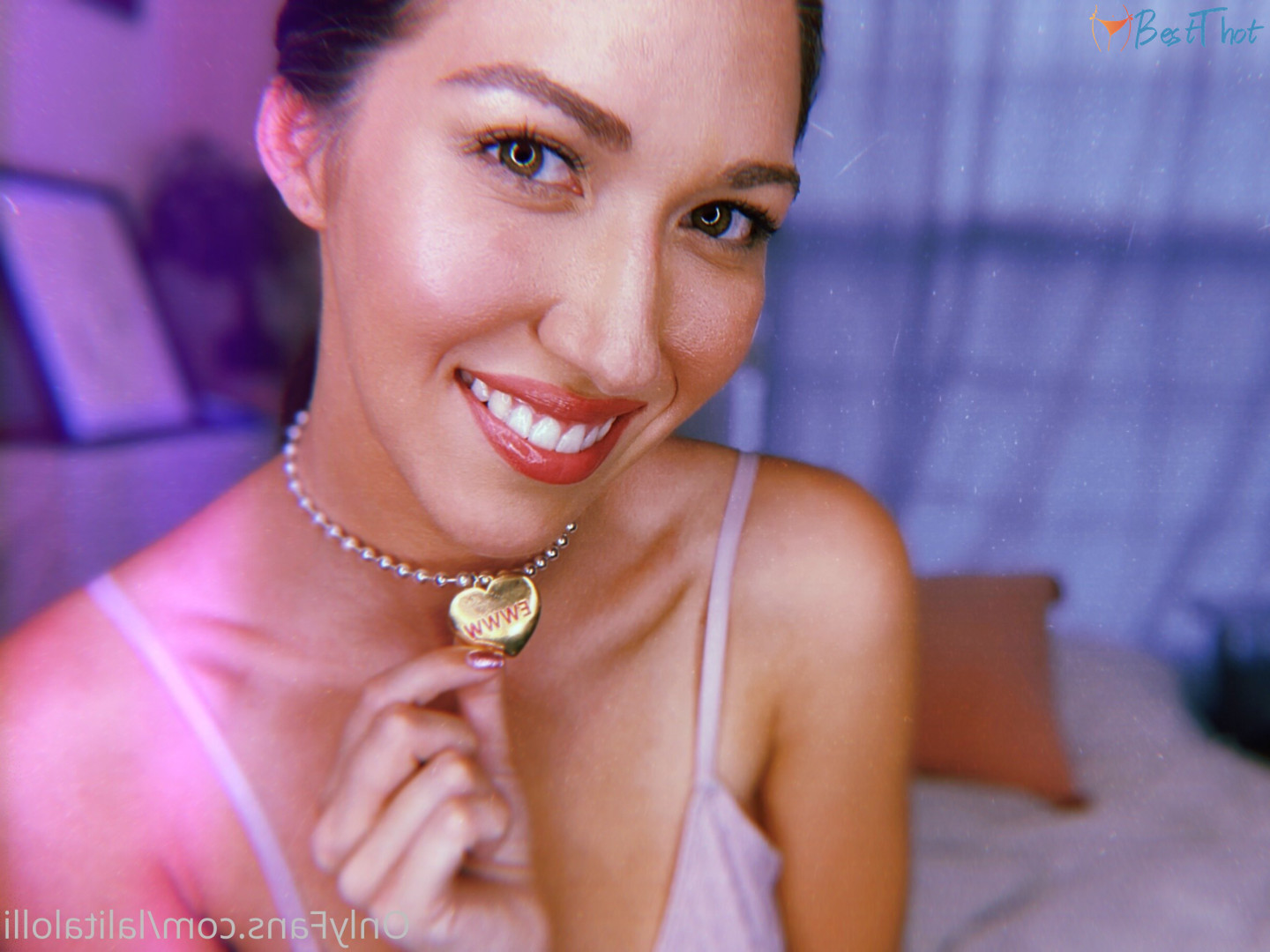 Photo by venusyourgod published on January 11,2025 08:01:54 - BestThots
