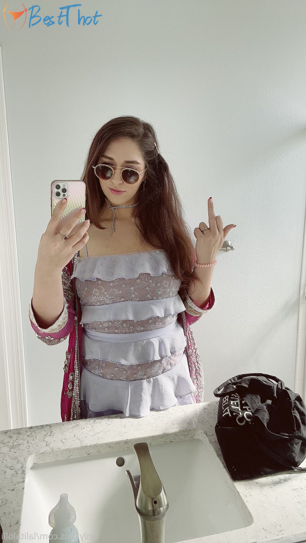 Photo by venusyourgod published on January 11,2025 08:02:34 - BestThots