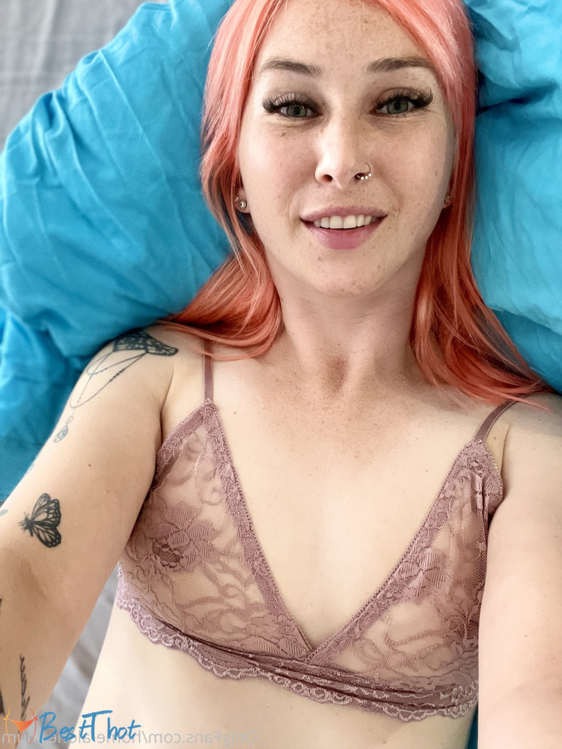 home-alone-mum #9656474