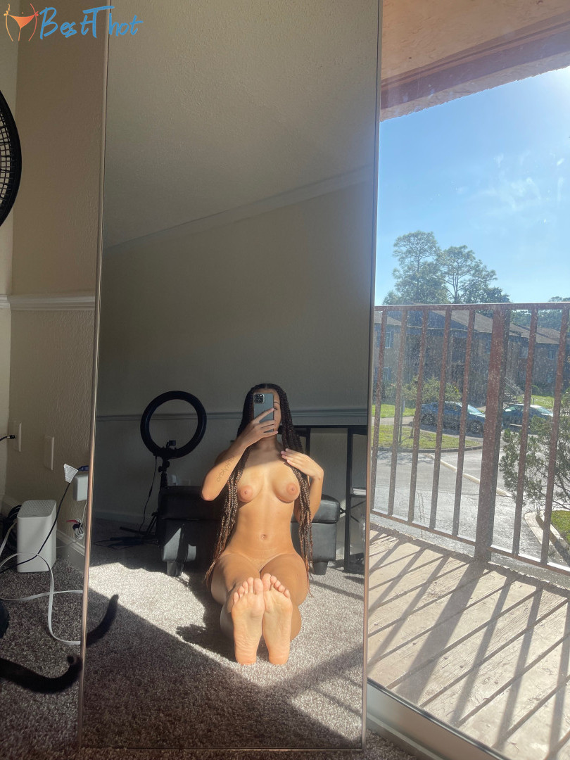 Photo by kinkykha published on January 11,2025 19:01:48 - BestThots