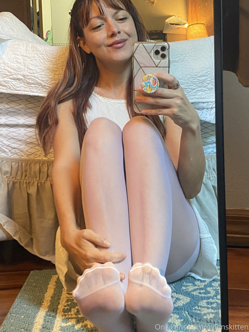 Photo by nylonskitten published on June 22,2023 18:27:49 - BestThots