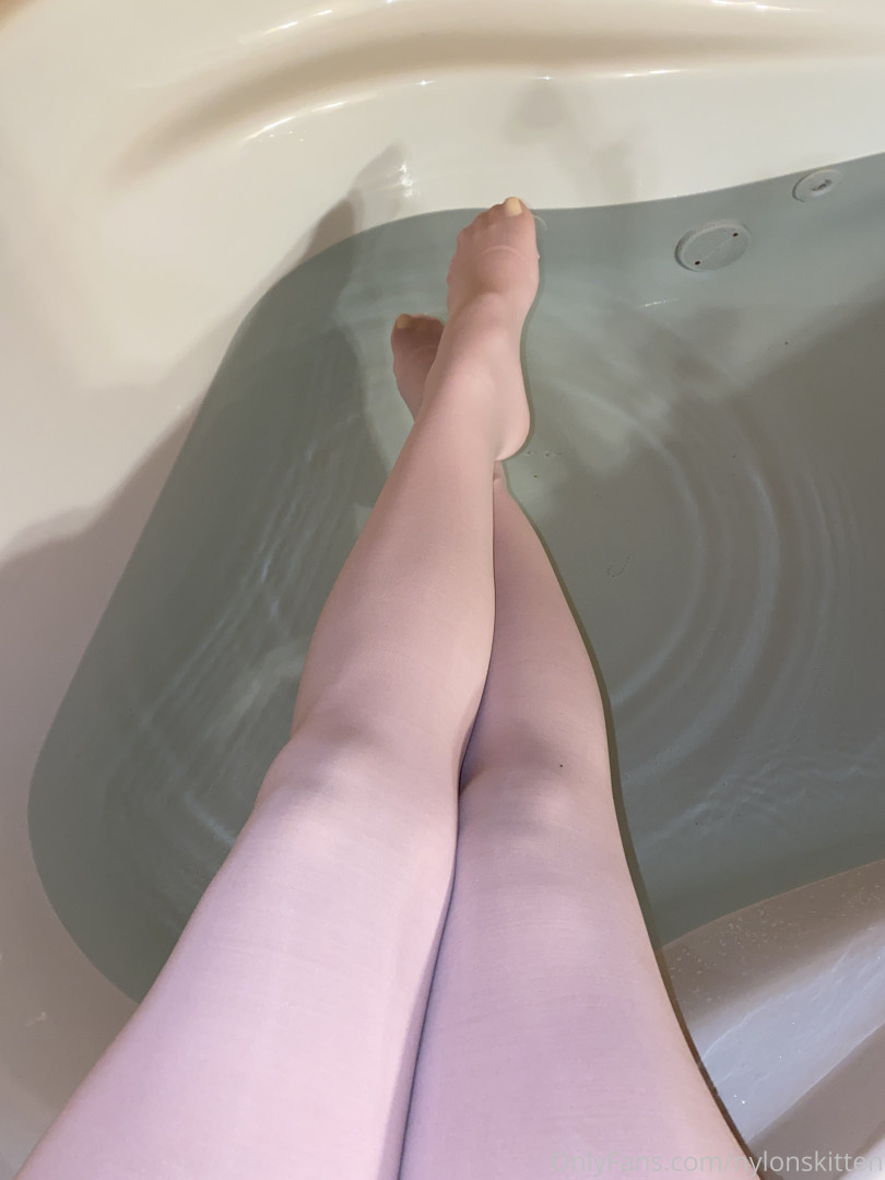 Photo by nylonskitten published on June 22,2023 18:33:54 - BestThots