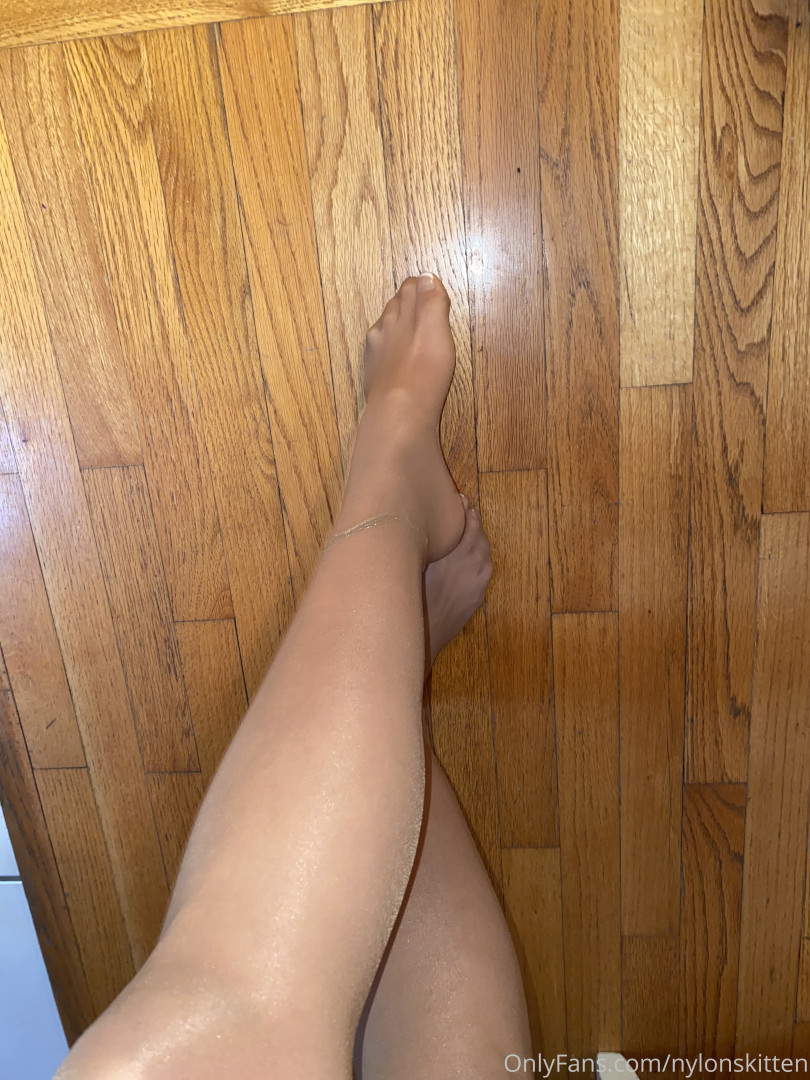 Photo by nylonskitten published on June 22,2023 18:34:03 - BestThots