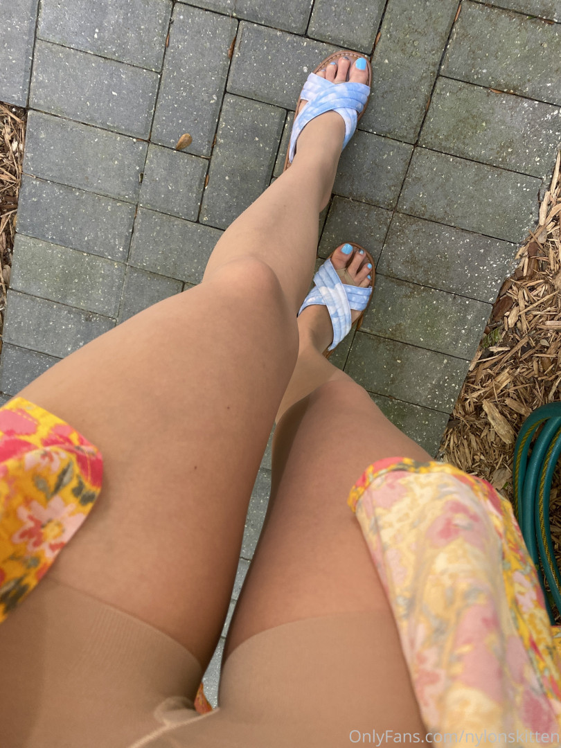 Photo by nylonskitten published on June 22,2023 23:06:28 - BestThots