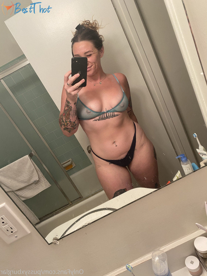 Photo by pussyxburglar published on January 12,2025 14:00:16 - BestThots