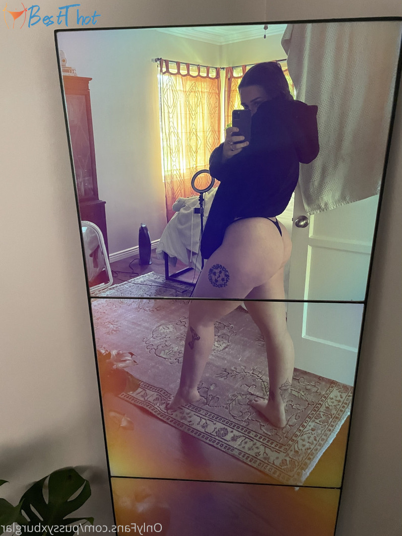 Photo by pussyxburglar published on January 12,2025 14:00:43 - BestThots