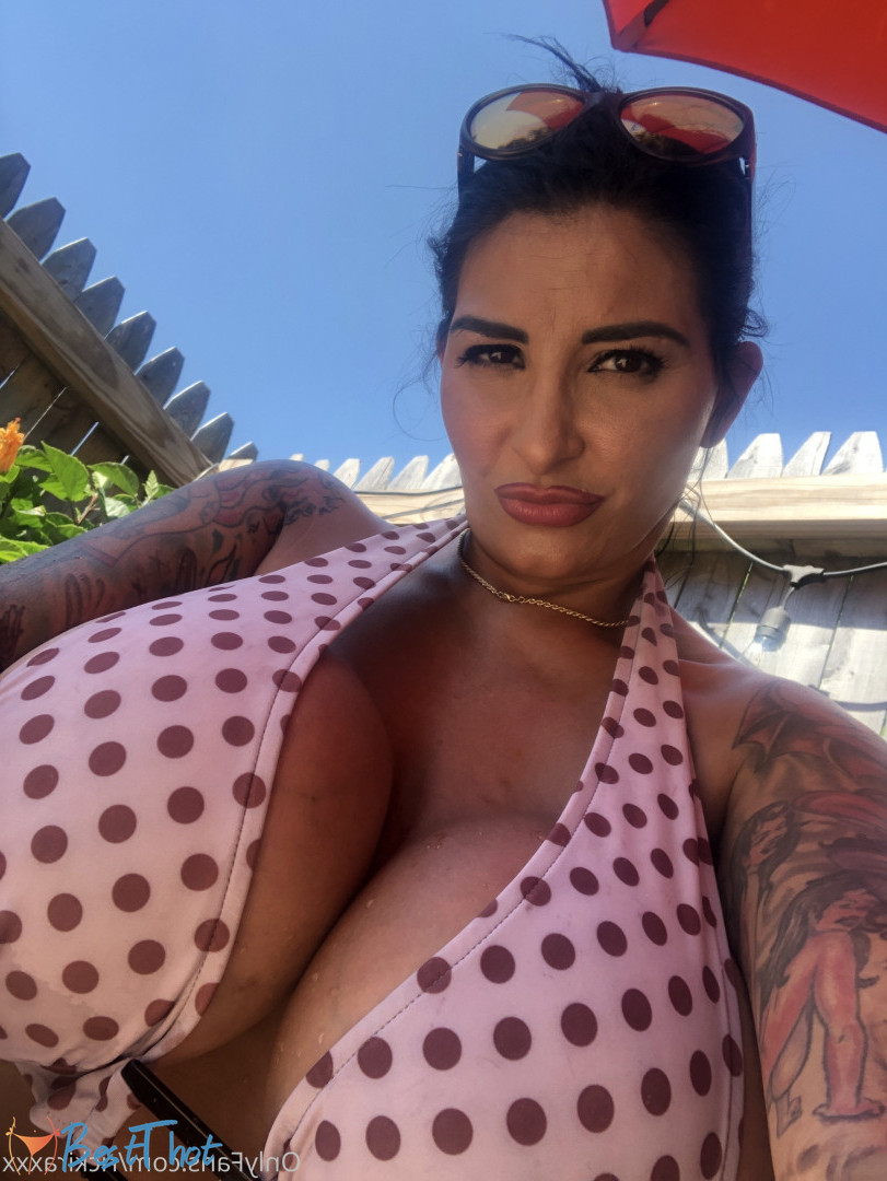 Photo by rickiraxxx published on January 12,2025 23:00:22 - BestThots