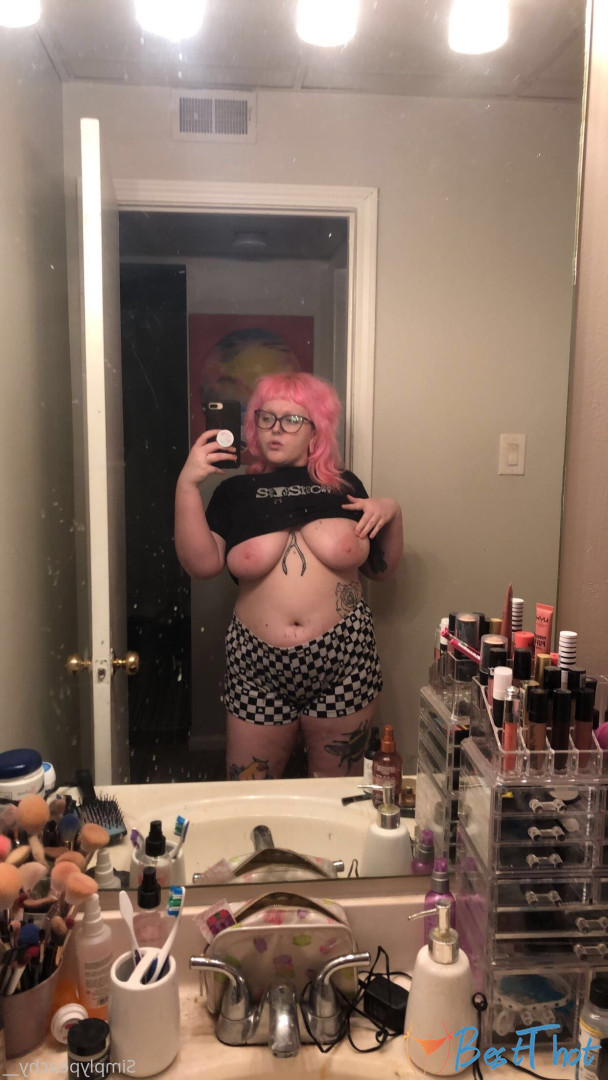 Photo by nsfw_peaches_ published on January 12,2025 19:02:12 - BestThots