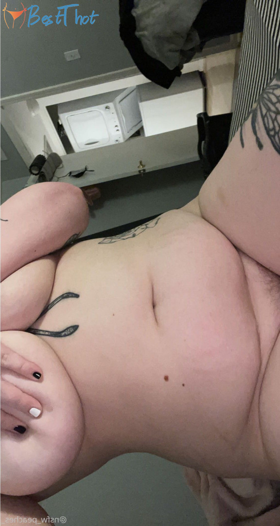 Photo by nsfw_peaches_ published on January 12,2025 19:02:16 - BestThots
