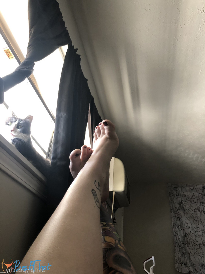 Photo by nsfw_peaches_ published on January 12,2025 19:02:49 - BestThots