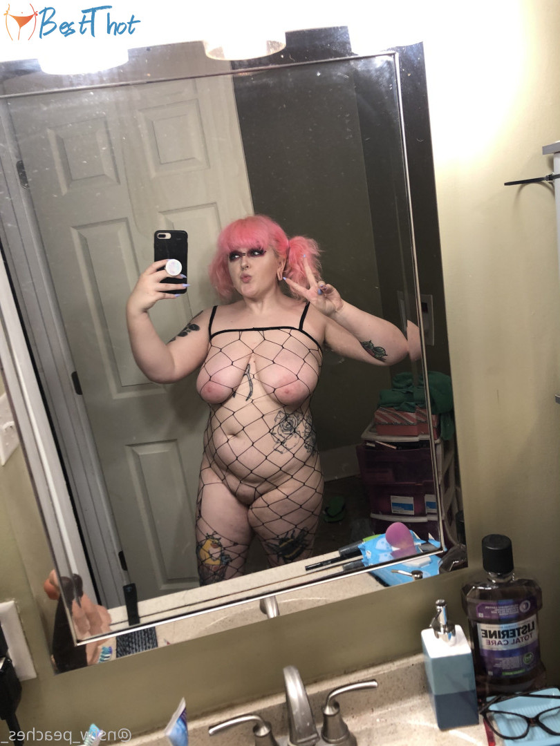 nsfw_peaches_ #9669219