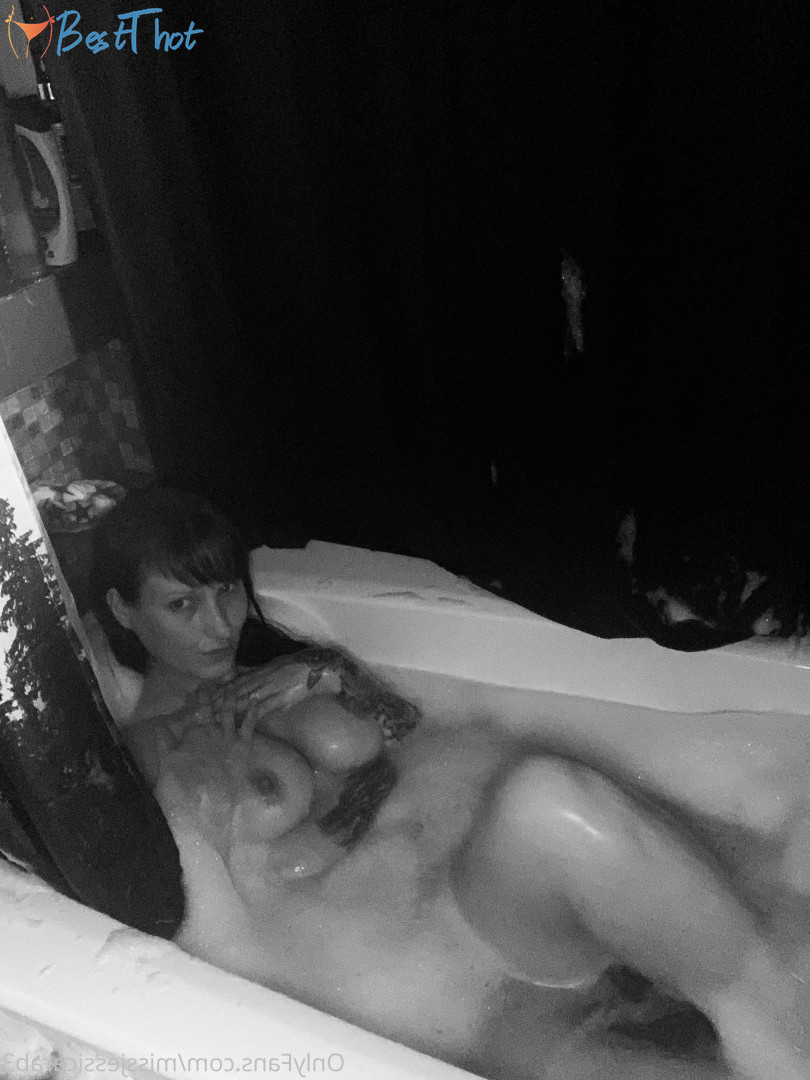 Photo by solocontent published on January 13,2025 04:00:42 - BestThots