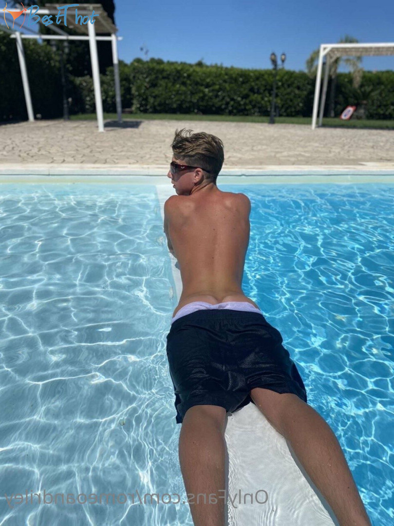 Photo by romeoandriley published on January 13,2025 10:02:54 - BestThots