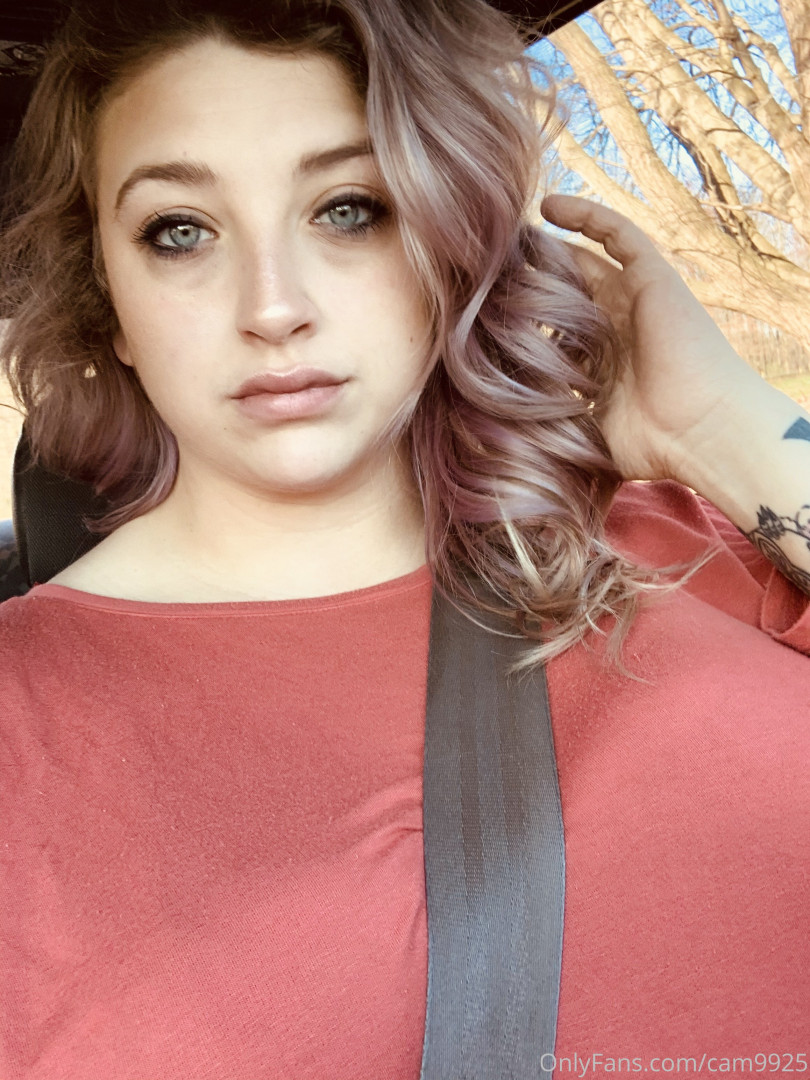 Photo by cambriacurves published on January 4,2024 20:58:44 - BestThots