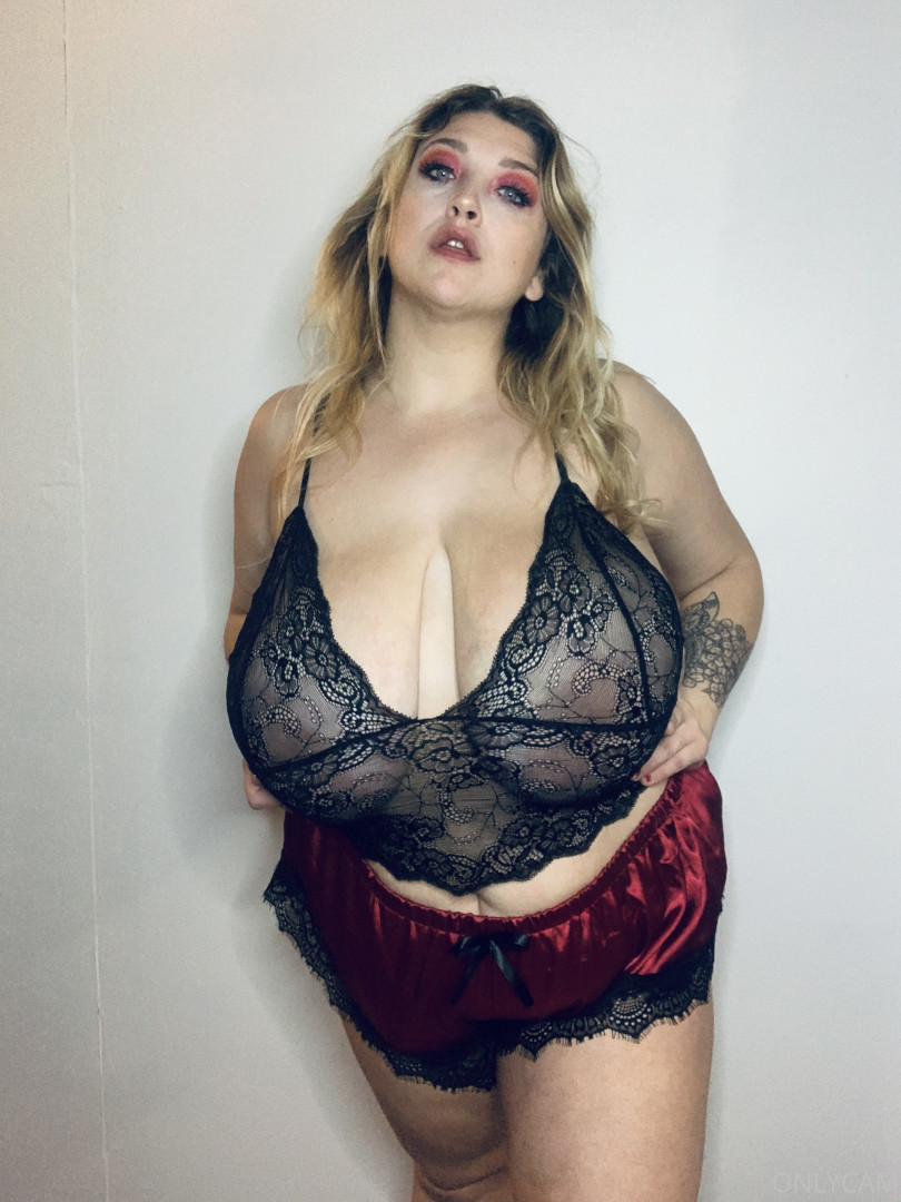 Photo by cambriacurves published on January 4,2024 21:00:05 - BestThots