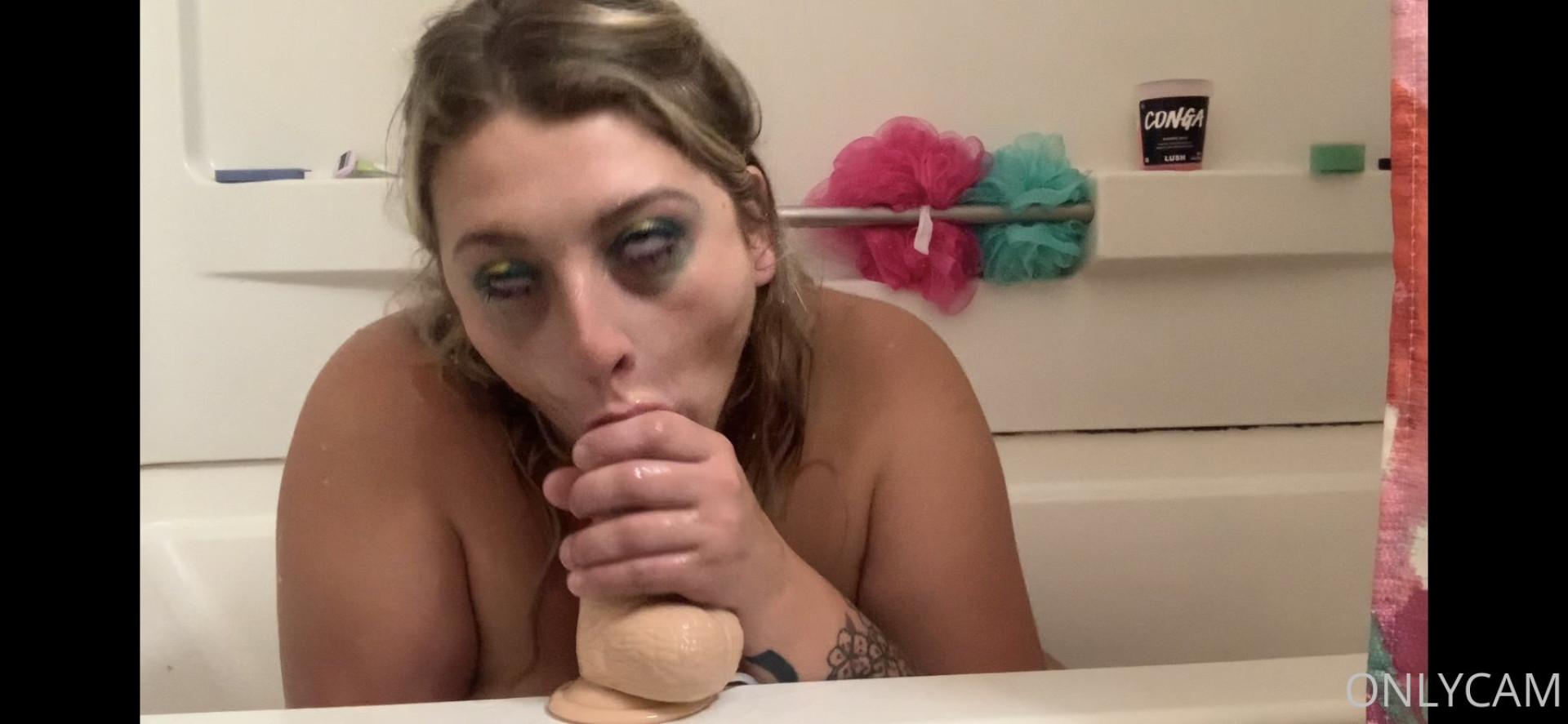 Photo by cambriacurves published on January 4,2024 21:00:50 - BestThots