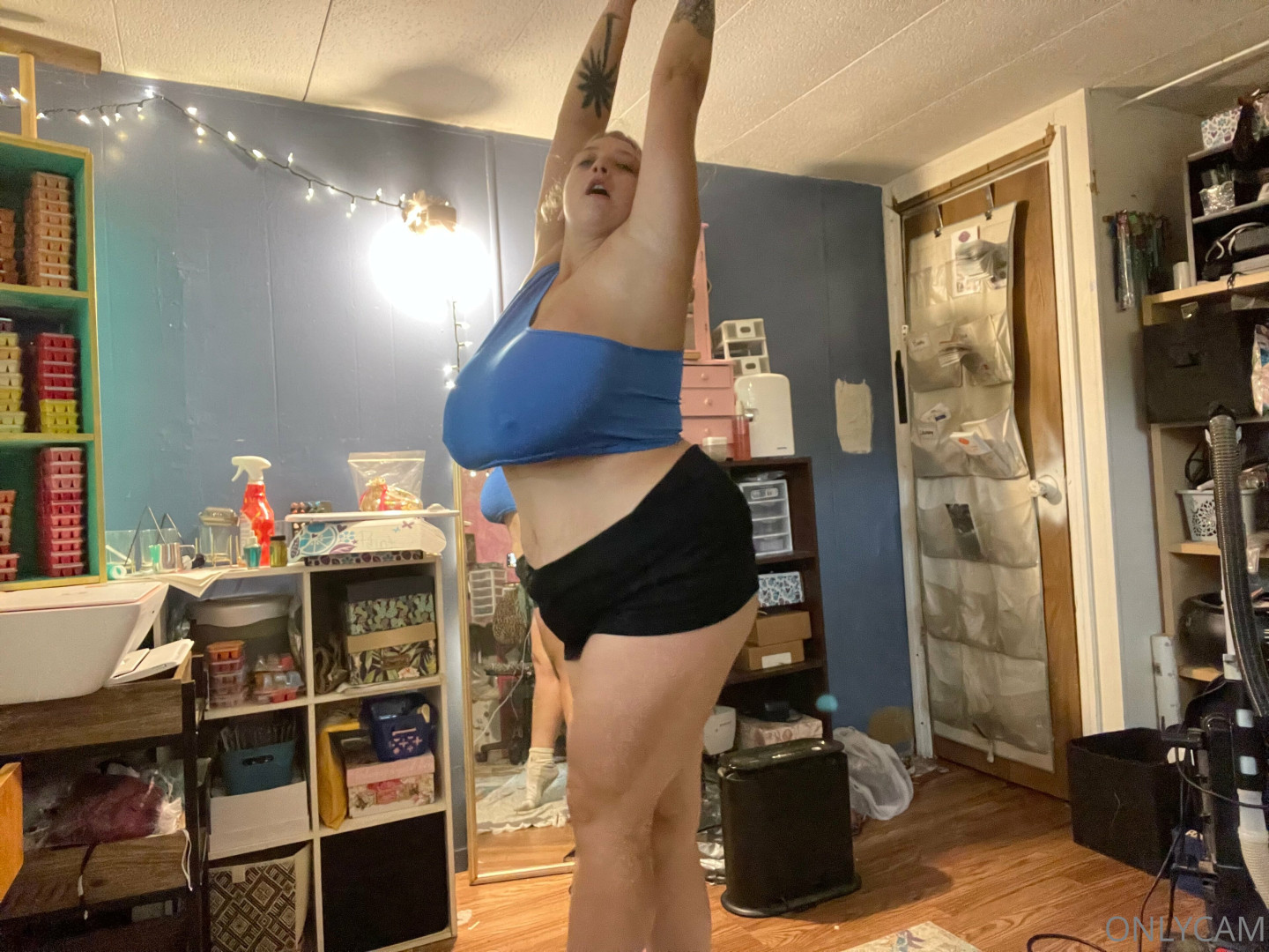 Photo by cambriacurves published on January 4,2024 21:03:02 - BestThots