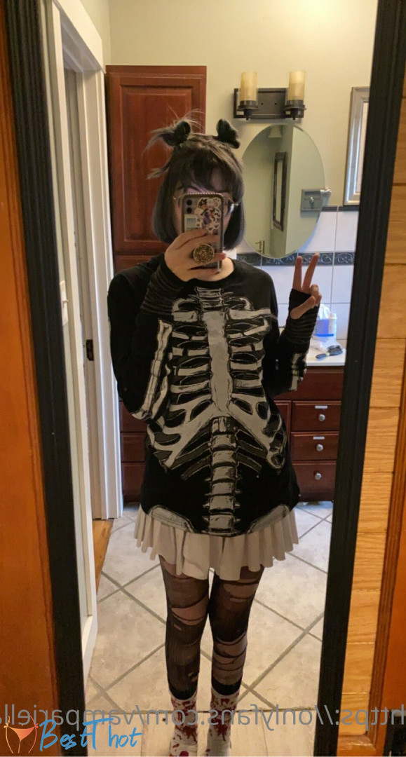 Photo by curiousvamp published on January 14,2025 08:02:14 - BestThots