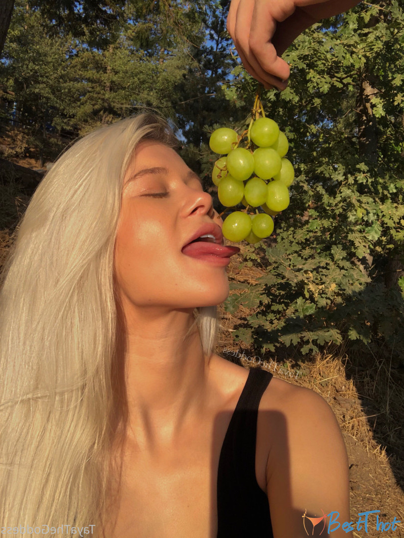 Photo by tayathegoddess published on January 14,2025 06:02:54 - BestThots