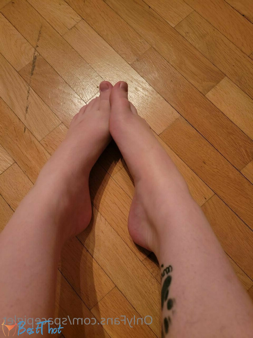 Photo by spacepiglet published on January 14,2025 06:00:44 - BestThots