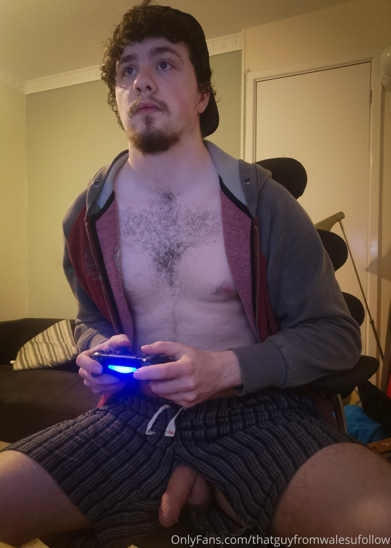 Photo by thatguyfromwalesufollow published on July 2,2023 12:13:47 - BestThots