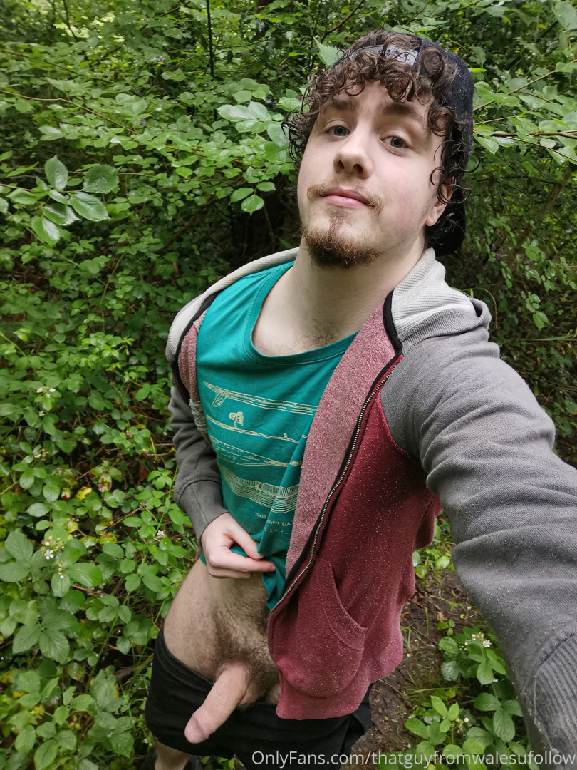 Photo by thatguyfromwalesufollow published on July 2,2023 12:19:37 - BestThots