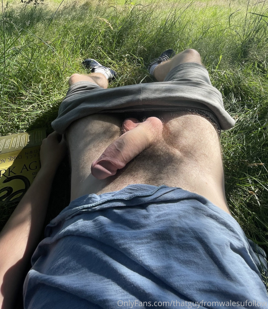 Photo by thatguyfromwalesufollow published on July 2,2023 12:21:22 - BestThots