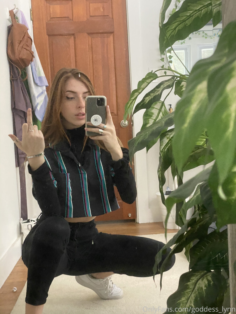 Photo by goddess_lynn published on August 30,2023 01:47:17 - BestThots