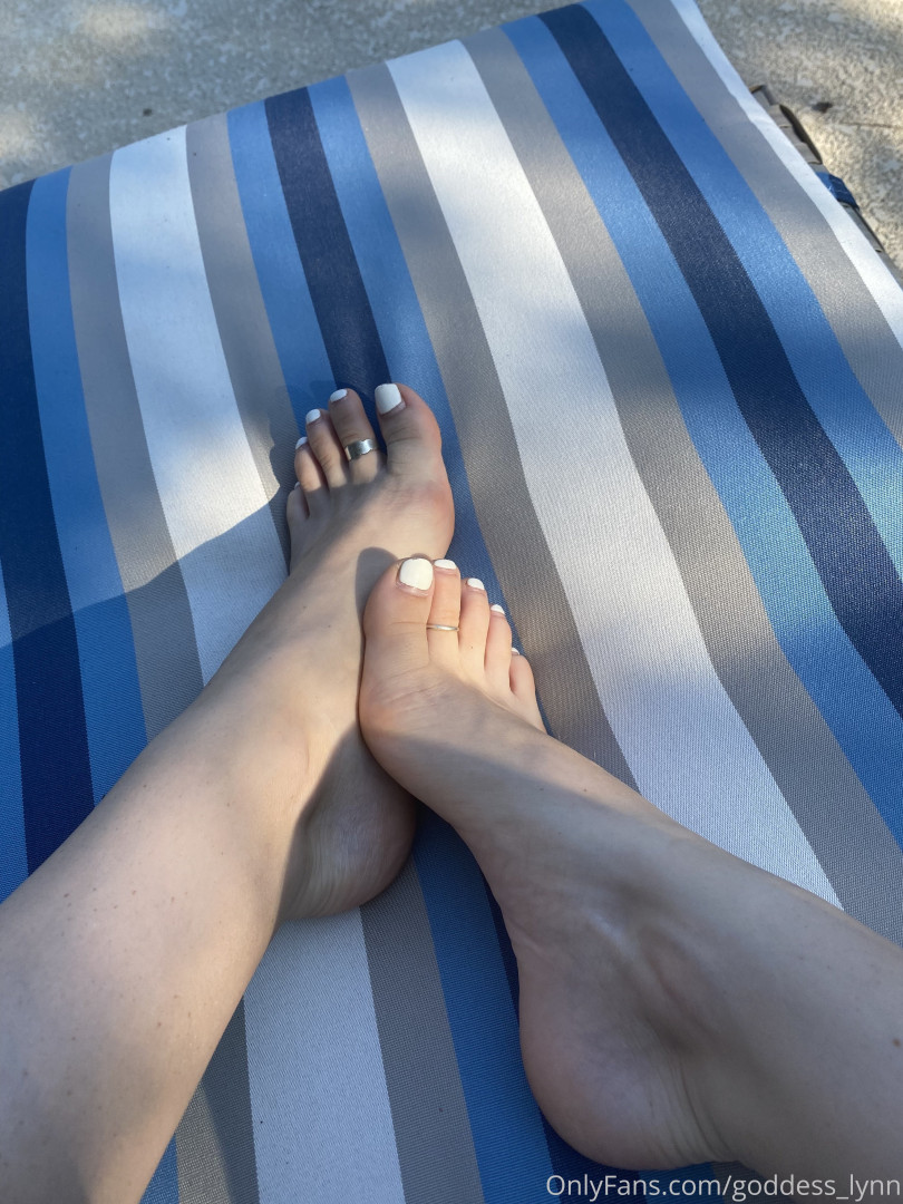 Photo by goddess_lynn published on August 30,2023 02:40:24 - BestThots