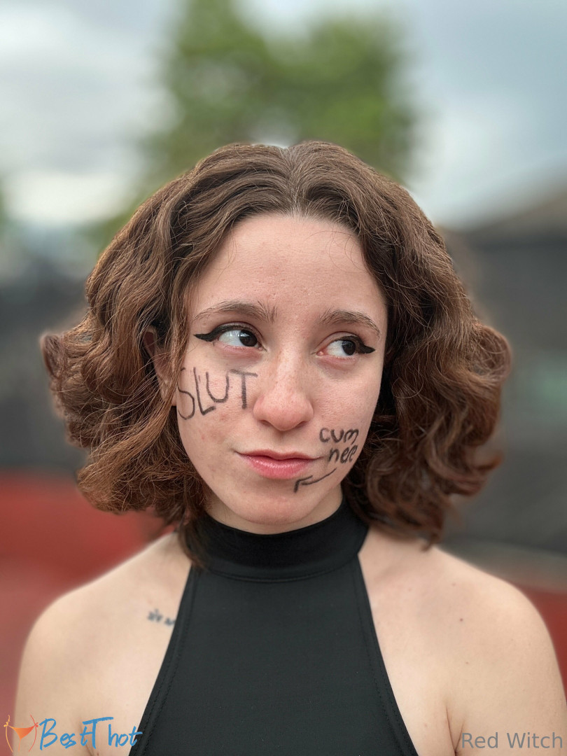 brujita-roja #9775780