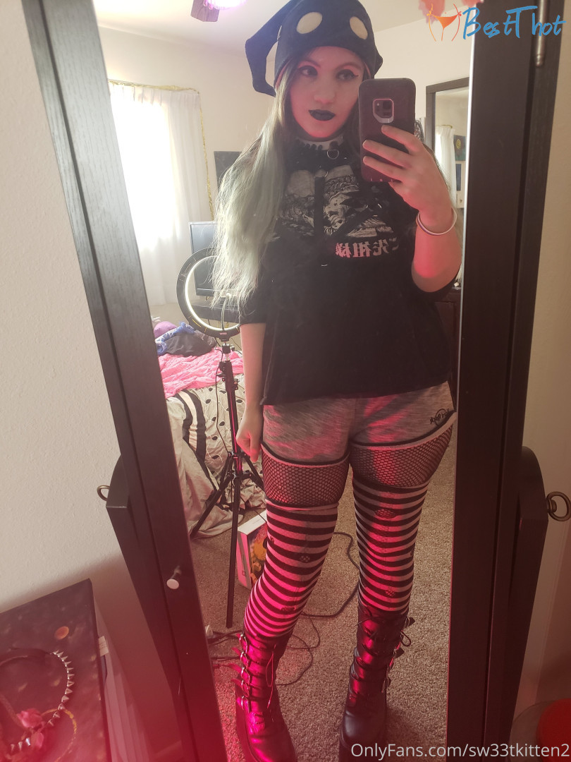 Photo by sw33tkitten2 published on January 20,2025 03:00:22 - BestThots