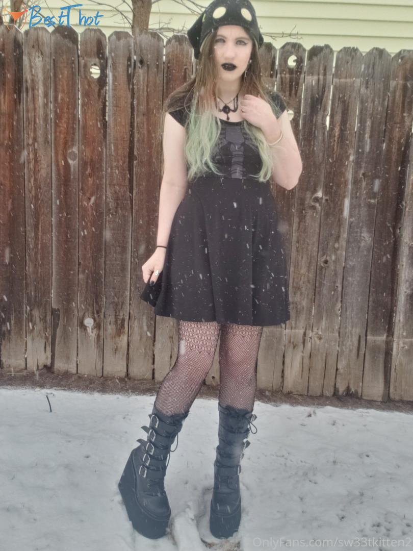 Photo by sw33tkitten2 published on January 20,2025 03:01:10 - BestThots