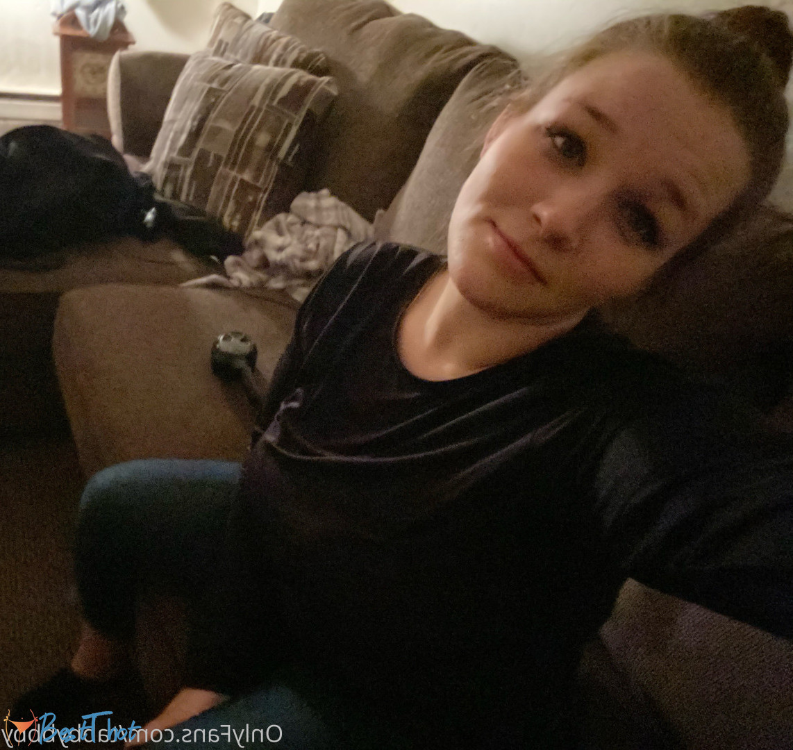 Photo by tabbybbby published on December 17,2024 14:07:06 - BestThots