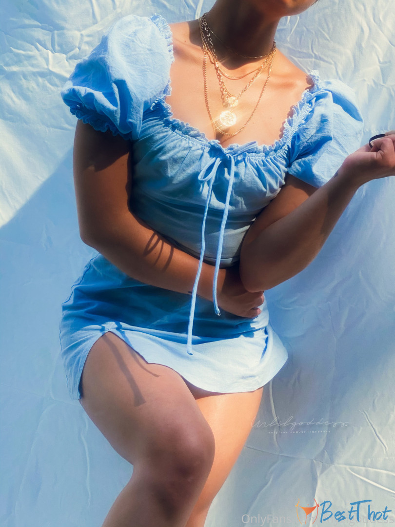 Photo by urlilgoddessfree published on January 20,2025 06:00:40 - BestThots