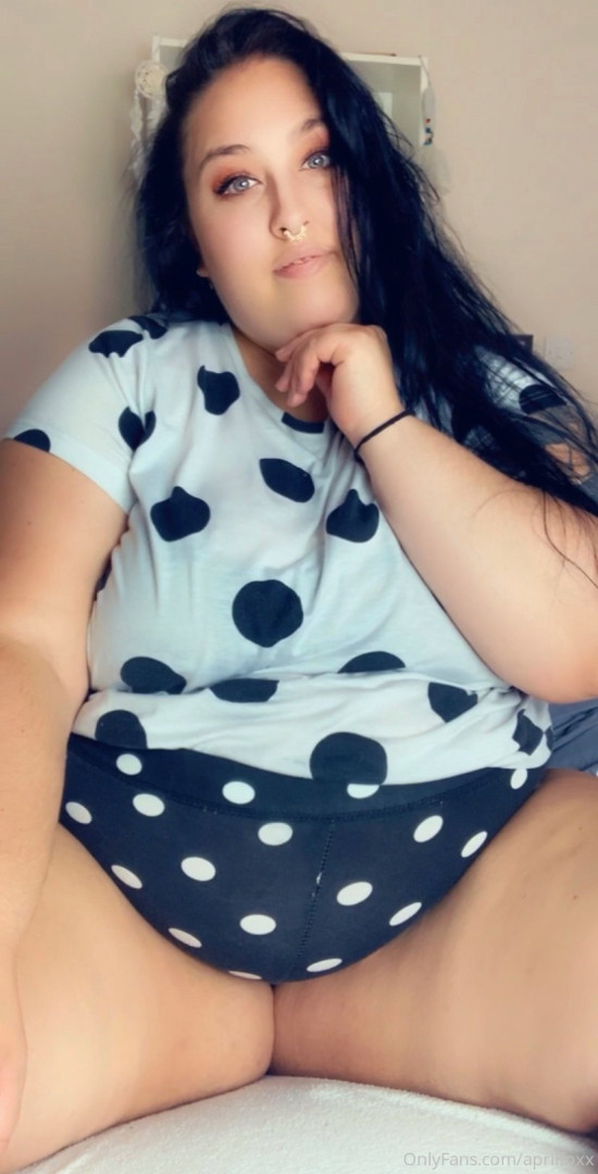 Photo by aprilfoxx published on July 27,2023 02:15:19 - BestThots