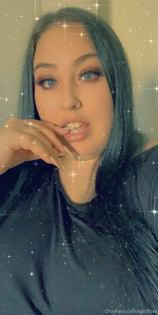 Photo by aprilfoxx published on July 27,2023 02:16:46 - BestThots