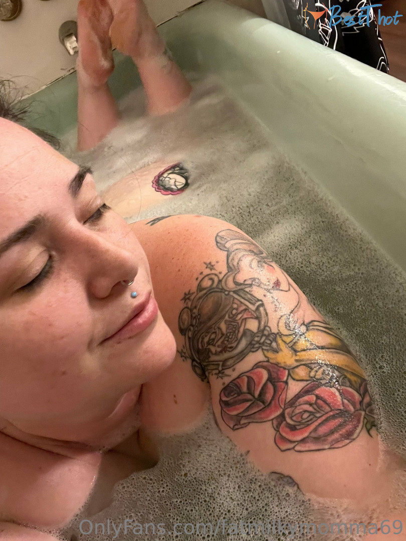 Photo by fatmilkymomma69 published on January 20,2025 06:02:53 - BestThots