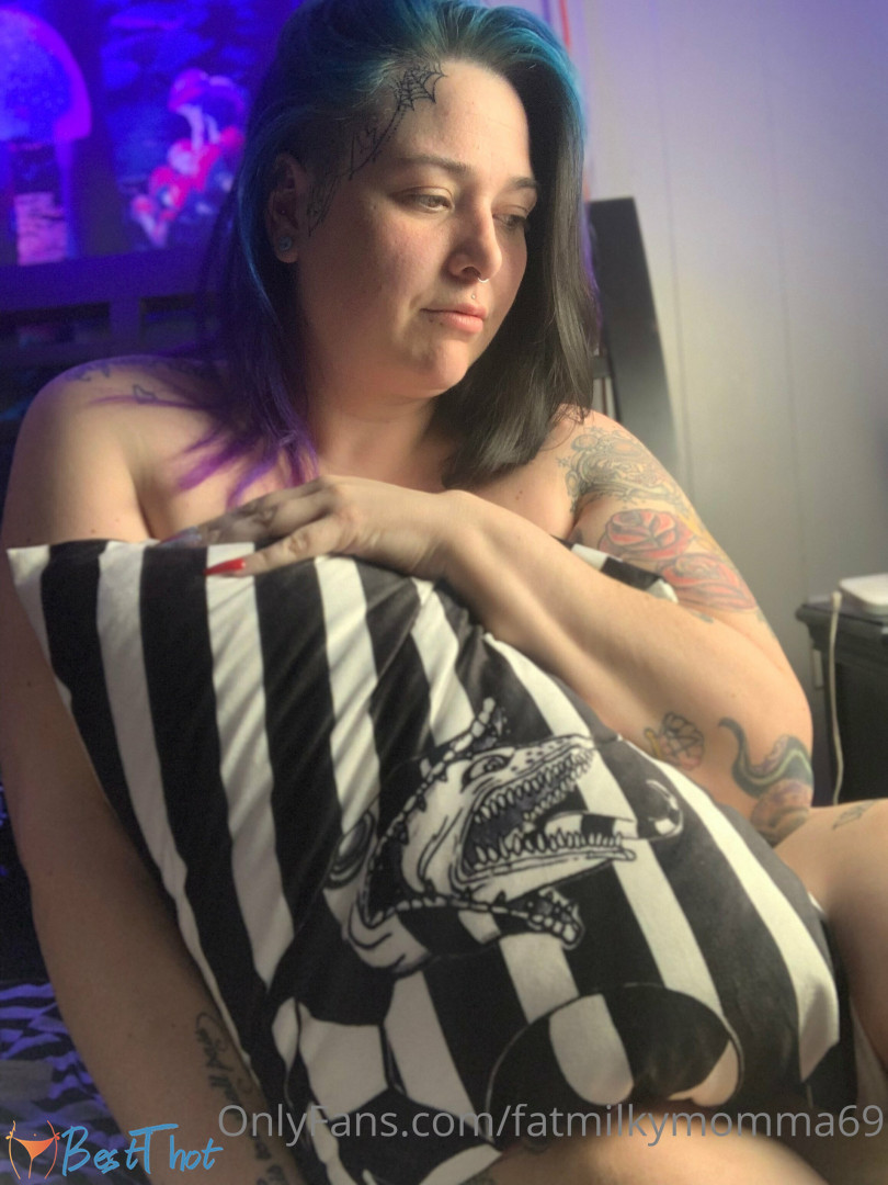 Photo by fatmilkymomma69 published on January 22,2025 09:00:19 - BestThots