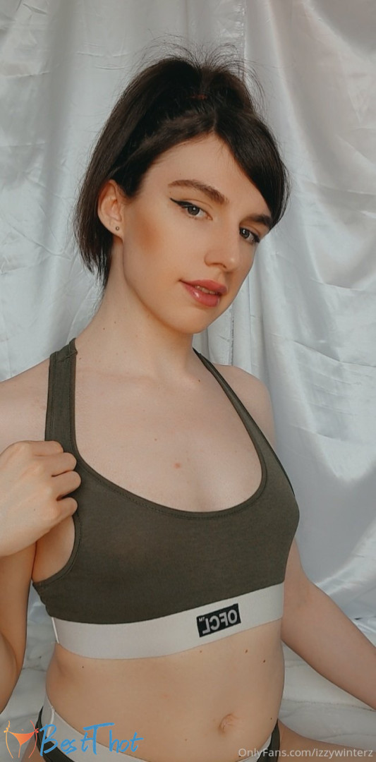 Photo by izzywinterz published on January 22,2025 08:01:59 - BestThots