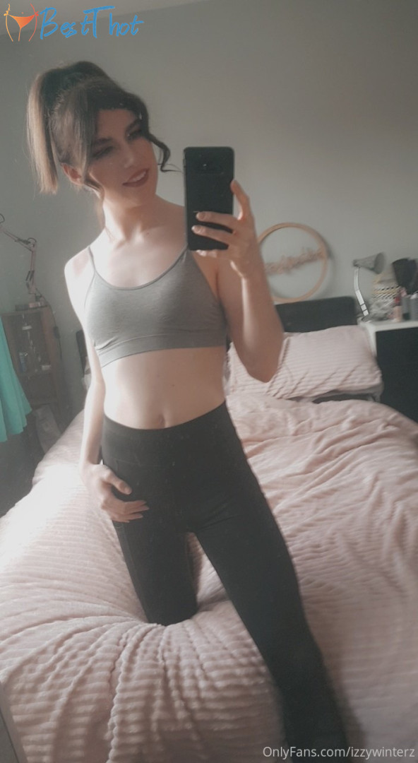 Photo by izzywinterz published on January 22,2025 15:00:06 - BestThots