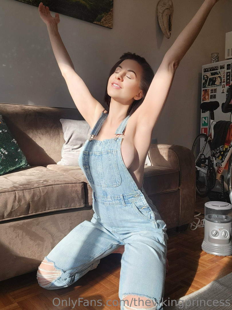 Photo by thevikingprincess published on May 16,2023 19:56:03 - BestThots