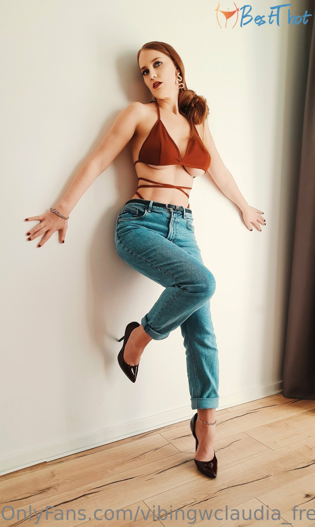 vibingwclaudia-free #9753588