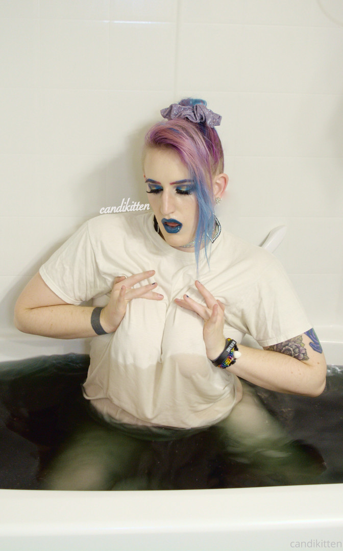 Photo by candikitten published on January 4,2024 13:00:21 - BestThots