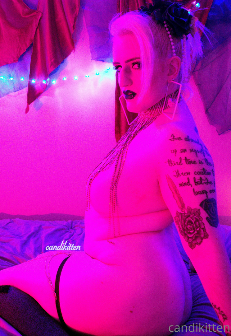 Photo by candikitten published on January 4,2024 13:05:42 - BestThots