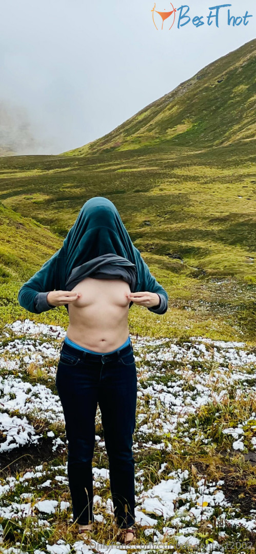 Photo by curious-contact2002 published on January 22,2025 13:01:01 - BestThots