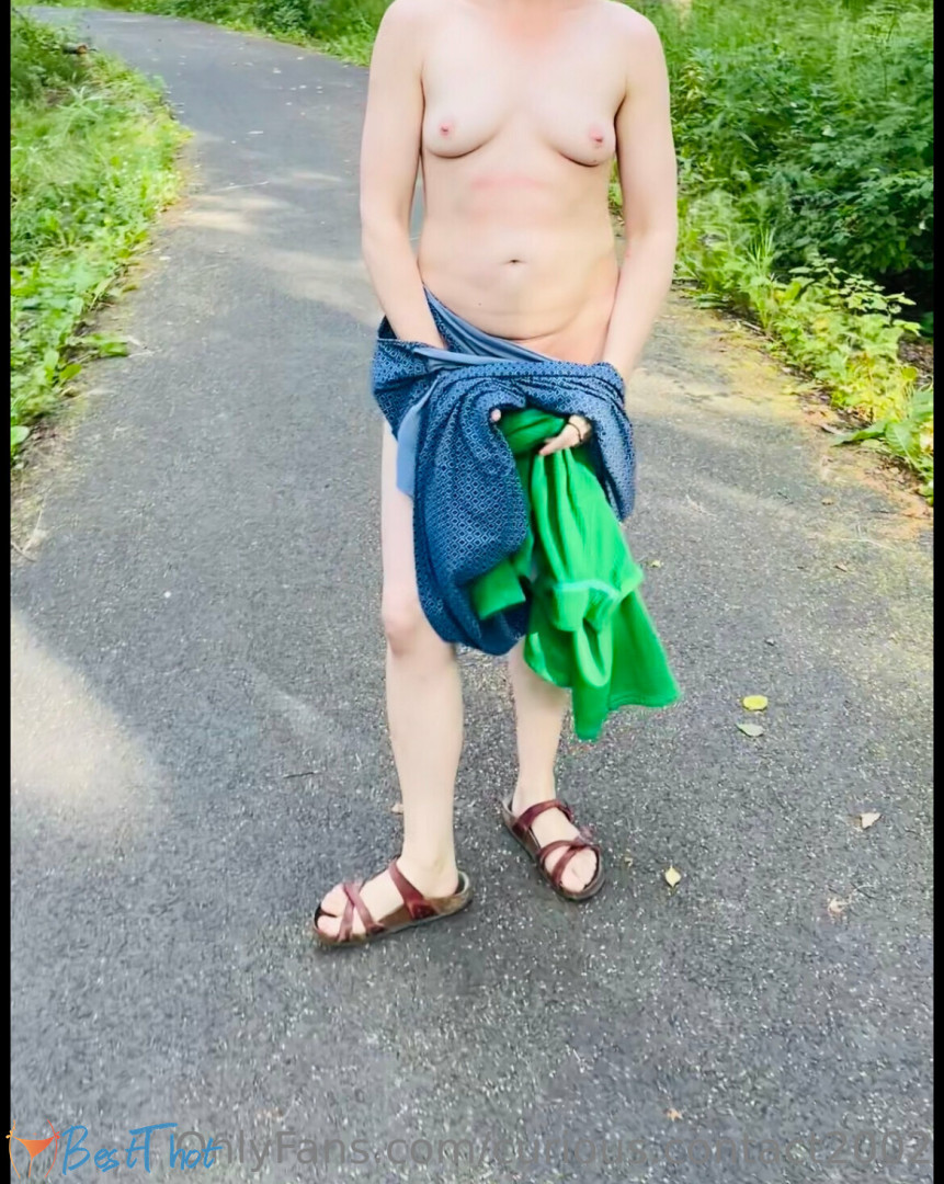 Photo by curious-contact2002 published on January 22,2025 14:01:32 - BestThots