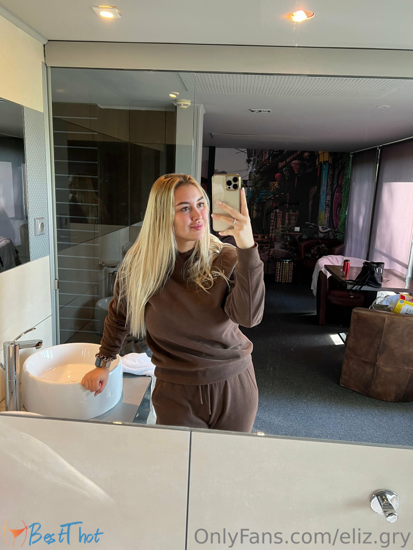 Photo by eliz-gry published on January 22,2025 17:00:49 - BestThots